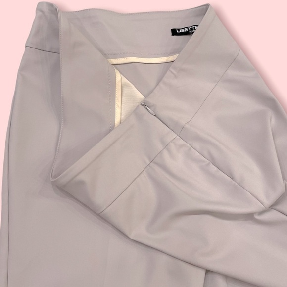 𝅺lisette L cropped light grey pants size 12 NWOT - Picture 4 of 7